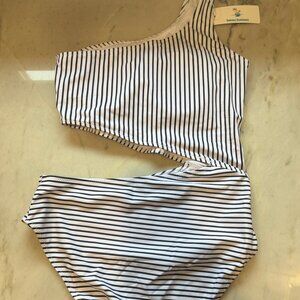 Beachsissi Striped & One Shoulder Designed One Piece Swimsuit